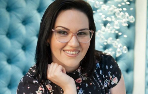 Daiane Decedek (Day Dreams)