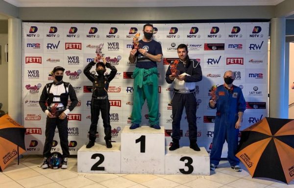 Piloto mirim de Itapoa se destaca em competicoes de kart com adultos 3