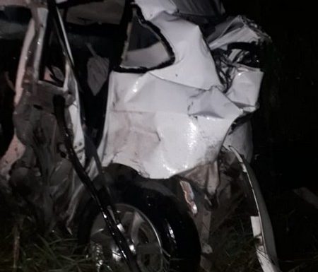 acidente entre um automovel e dois caminhoes causa mais uma morte na rodovia SC-416 8