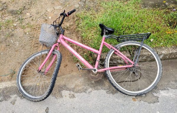 adolescente fica gravemente ferida apos ser atropelada no centro de garuva_02