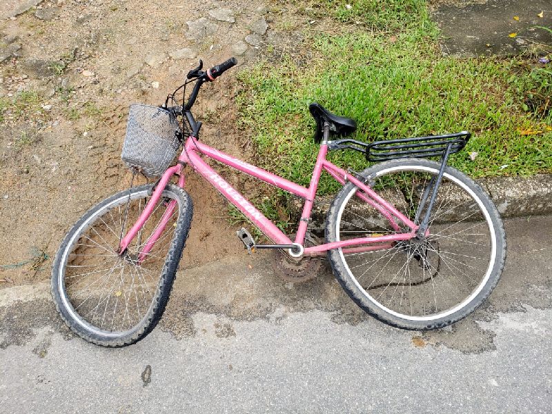 adolescente fica gravemente ferida apos ser atropelada no centro de garuva_02