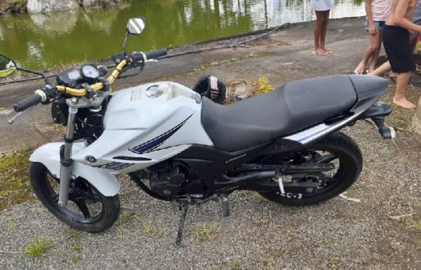 Acidente entre motocicleta e automovel deixa duas pessoas feridas na SC-417, em Garuva 1
