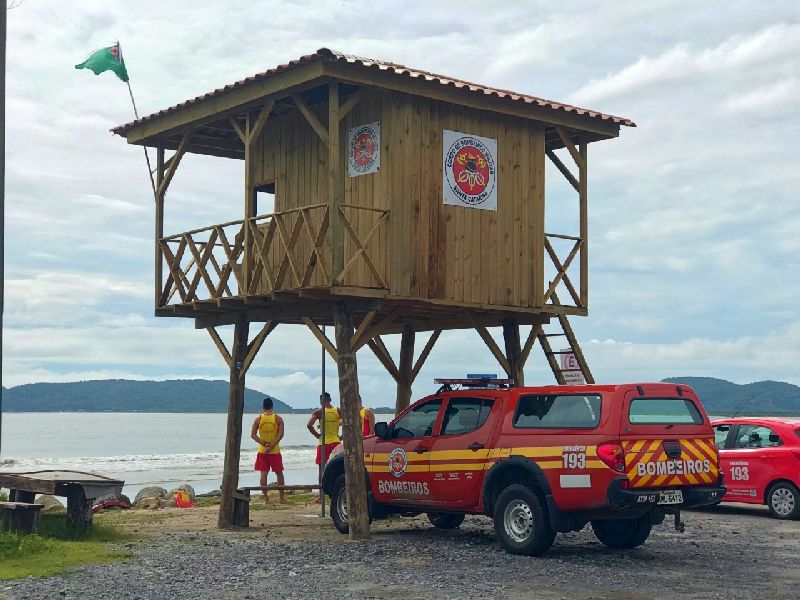 Itapoa conta com o apoio de cinco novos postos guarda-vidas ecologicos_04