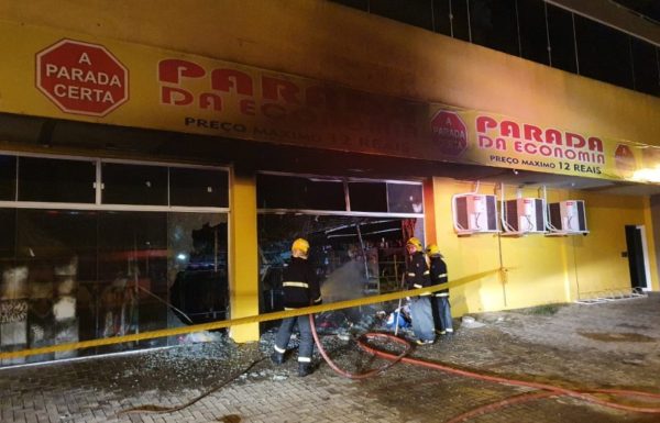 Incendio em loja em Itapema do Norte - Itapoa 03 (Tribuna de Itapoa)