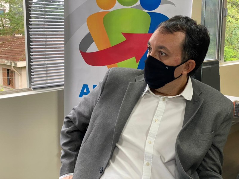 Dr Rodrigo David prefeito de Garuva e presidente da Amunesc (Tribuna de Itapoa)