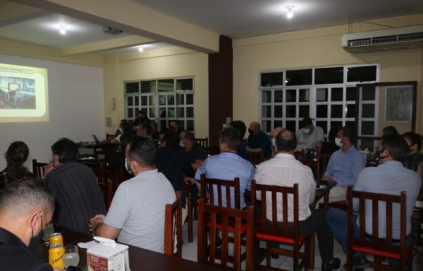 Reuniao de lideranças empresariais em Itapoa 22 (Tribuna de Itapoa)