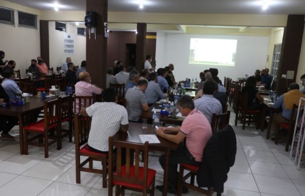 Reuniao de lideranças empresariais em Itapoa 40 (Tribuna de Itapoa)