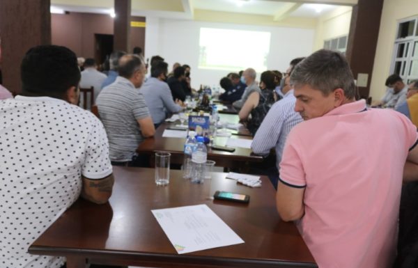 Reuniao de lideranças empresariais em Itapoa 41 (Tribuna de Itapoa)