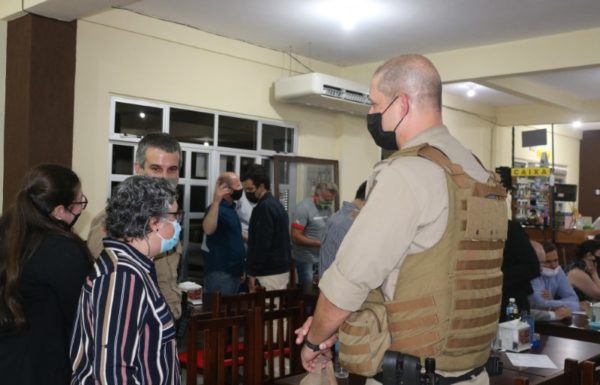 Reuniao de lideranças empresariais em Itapoa 67 (Tribuna de Itapoa)