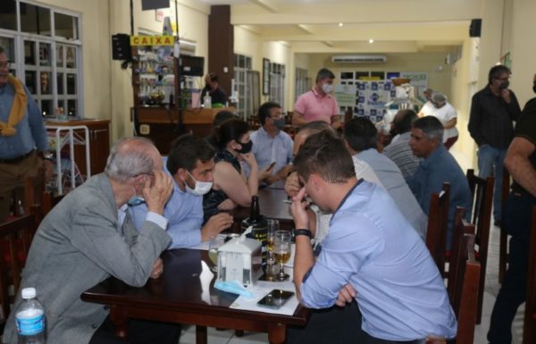 Reuniao de lideranças empresariais em Itapoa 69 (Tribuna de Itapoa)