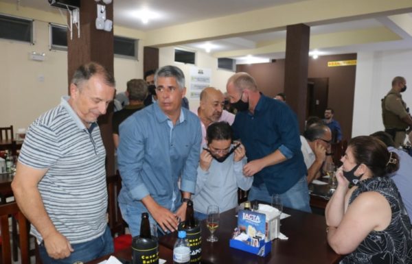 Reuniao de lideranças empresariais em Itapoa 70 (Tribuna de Itapoa)