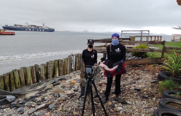 Voluntarios realizam mutirao de limpeza da orla em Itapoa no World Cleanup Day 10 (Tribuna de Itapoa)