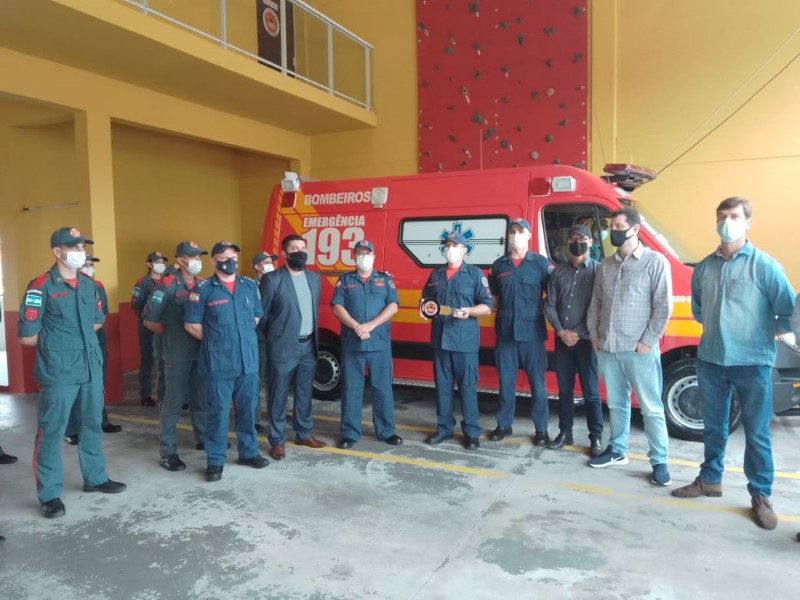 Bombeiros de Garuva recebem nova viatura e mocão de aplausos 03 (Tribuna de Itapoa)