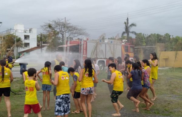 Corpo de Bombeiros Militar de Itapoa forma primeiras turmas de 2021 do Projeto Golfinho 2 (Tribuna de Itapoa)