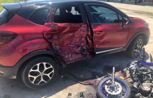 Colisao entre automovel e motocicleta deixa duas pessoas feridas no balneário Rainha 1 (Tribuna de Itapoa)