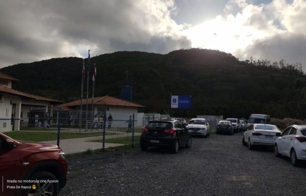 Itapoa inaugura duas novas escolas nessa quarta-feira dia 03 de novembro 01 (Tribuna de Itapoa)