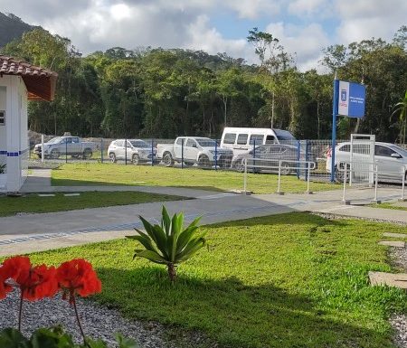 Itapoa inaugura duas novas escolas nessa quarta-feira dia 03 de novembro 05 (Tribuna de Itapoa)