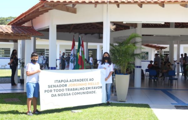 Itapoa inaugura duas novas escolas nessa quarta-feira dia 03 de novembro 05 (Tribuna de Itapoa)