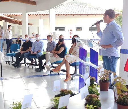 Itapoa inaugura duas novas escolas nessa quarta-feira dia 03 de novembro 12 (Tribuna de Itapoa)