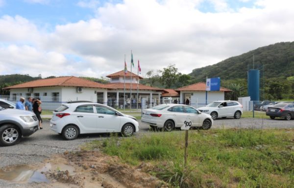 Itapoa inaugura duas novas escolas nessa quarta-feira dia 03 de novembro 46 (Tribuna de Itapoa)