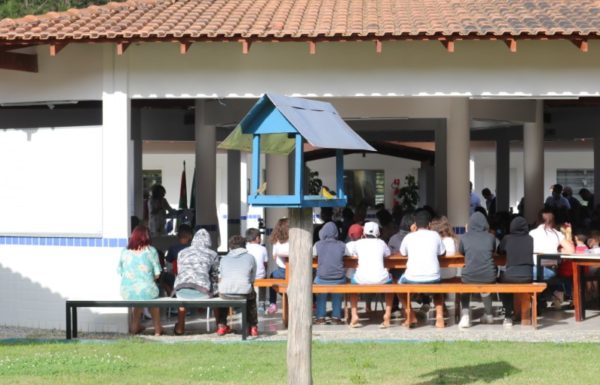 Itapoa inaugura duas novas escolas nessa quarta-feira dia 03 de novembro 66 (Tribuna de Itapoa)