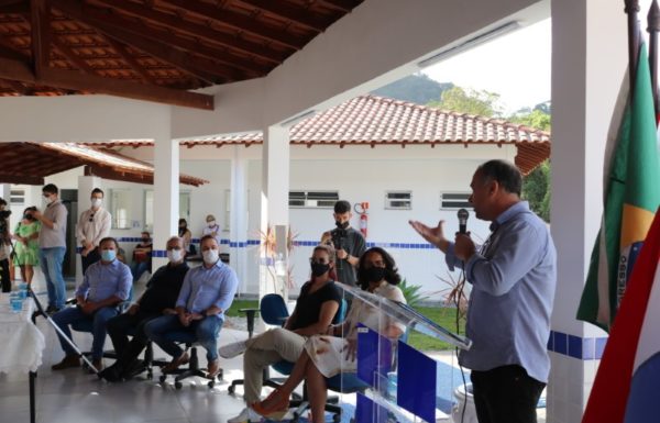 Itapoa inaugura duas novas escolas nessa quarta-feira dia 03 de novembro 72 (Tribuna de Itapoa)