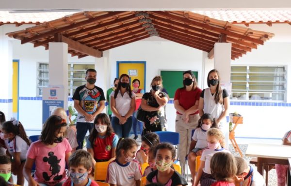 Itapoa inaugura duas novas escolas nessa quarta-feira dia 03 de novembro 75 (Tribuna de Itapoa)