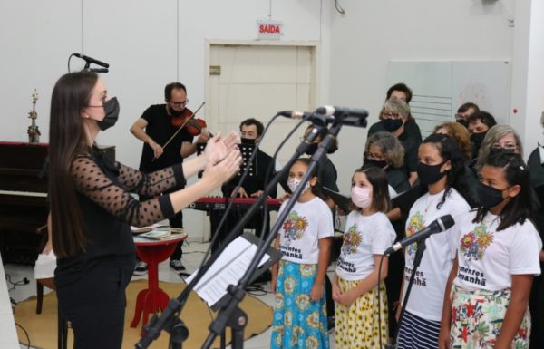 Corais de Itapoa apresentam espetaculo Natal Todo Dia na Casa da Cultura 04 (Tribuna de Itapoa)