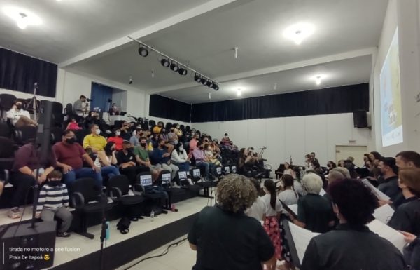 Corais de Itapoa apresentam espetaculo Natal Todo Dia na Casa da Cultura 22 (Tribuna de Itapoa)