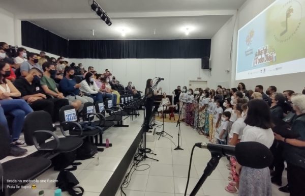 Corais de Itapoa apresentam espetaculo Natal Todo Dia na Casa da Cultura 23 (Tribuna de Itapoa)