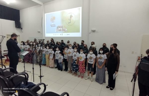 Corais de Itapoa apresentam espetaculo Natal Todo Dia na Casa da Cultura 24 (Tribuna de Itapoa)
