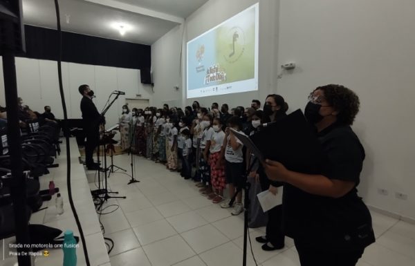 Corais de Itapoa apresentam espetaculo Natal Todo Dia na Casa da Cultura 26 (Tribuna de Itapoa)