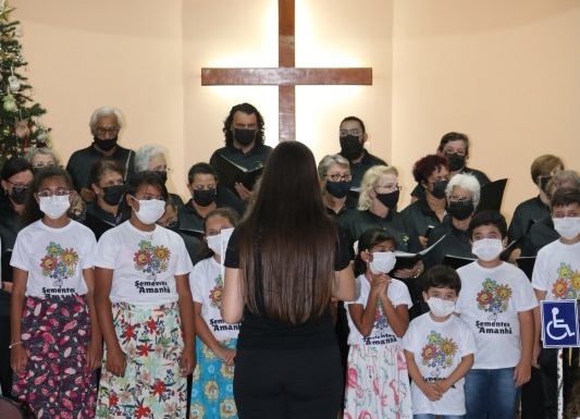 Corais de Itapoa realizam ultima apresentacao do espetaculo Natal Todo Dia 11 (Tribuna de Itapoa)