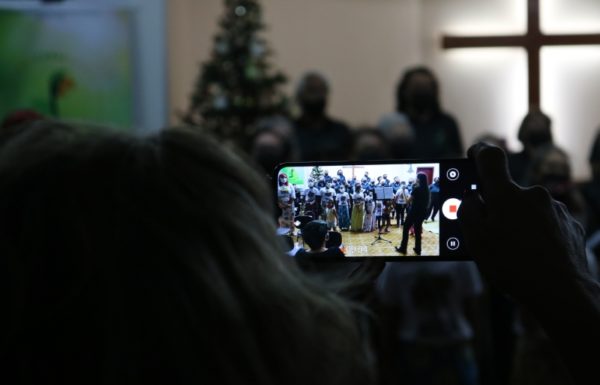 Corais de Itapoa realizam ultima apresentacao do espetaculo Natal Todo Dia 18 (Tribuna de Itapoa)