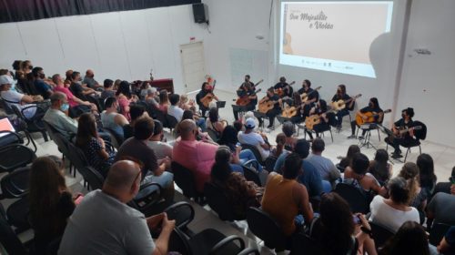 Orquestra Sua Majestade o Violao encerra ano de atividades com bela apresentacao 13 (Tribuna de Itapoa)