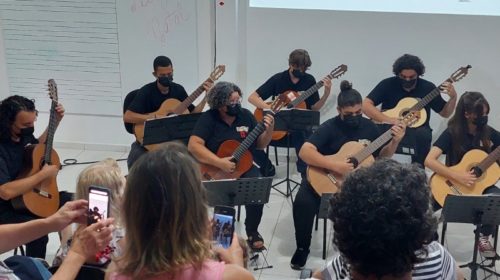 Orquestra Sua Majestade o Violao encerra ano de atividades com bela apresentacao 15 (Tribuna de Itapoa)