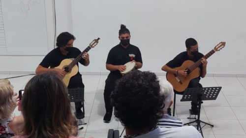 Orquestra Sua Majestade o Violao encerra ano de atividades com bela apresentacao 22 (Tribuna de Itapoa)