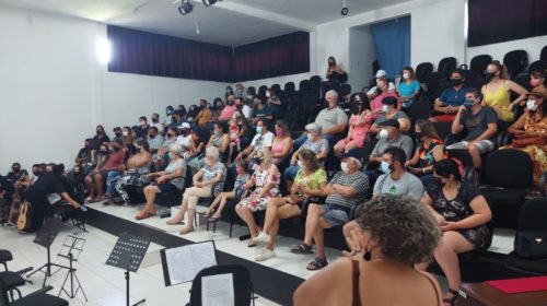 Orquestra Sua Majestade o Violao encerra ano de atividades com bela apresentacao 26 (Tribuna de Itapoa)