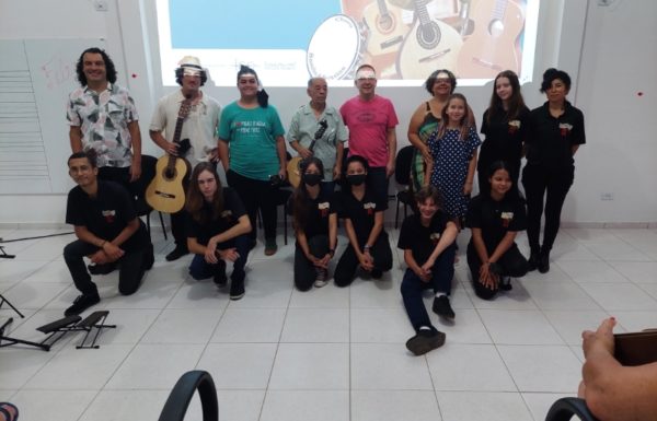 Orquestra Sua Majestade o Violao encerra ano de atividades com bela apresentacao 46 (Tribuna de Itapoa)