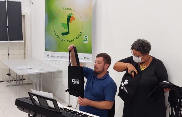 Corais adulto e infantil de Itapoa iniciam a temporada 2022 - 25 (Tribuna de Itapoa)