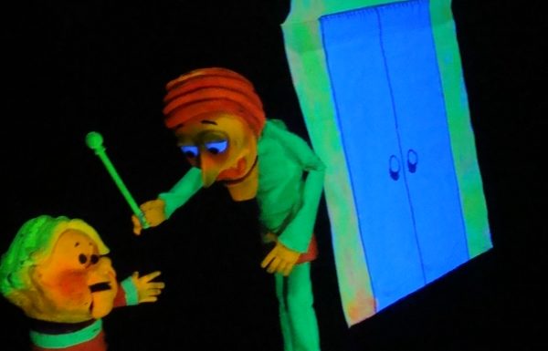 Bonecos da Caravana Teatro Feito a Mao percorrem Sao Francisco do Sul 6 (Tribuna de Itapoa)