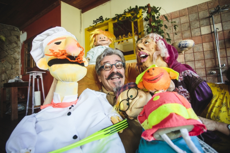 Bonecos da Caravana Teatro Feito a Mao percorrem Sao Francisco do Sul 7 (Tribuna de Itapoa)