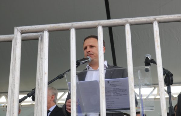 Corais Vozes da Babitonga e Sementes do Amanhã prestam homenagens a Itapoa 28 (Tribuna de Itapoa)