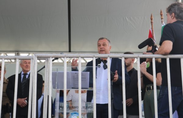 Corais Vozes da Babitonga e Sementes do Amanhã prestam homenagens a Itapoa 29 (Tribuna de Itapoa)