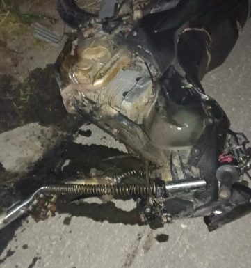 3 Motociclista morre apos colisão frontal com caminhao na SC-416 em Itapoa (Tribuna de Itapoa)