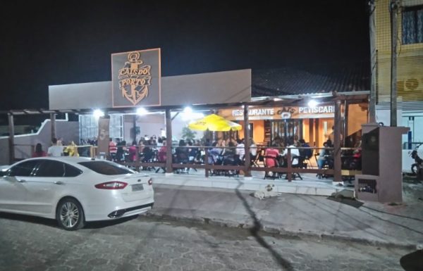 Cais do Porto Restaurante (Tribuna de Itapoa)