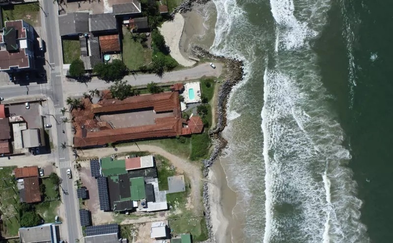 Avanca projeto de engordamento da orla de Itapoa 2 (Tribuna de Itapoa)