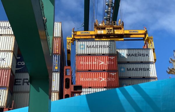 Porto Itapoa o primeiro porto do Brasil a contar com gaiola modelo gondola 1