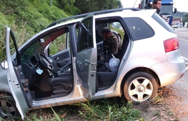 Policia Militar prende dois assaltantes e recupera veiculo roubado em Itapoa 3 (Tribuna de Itapoa)