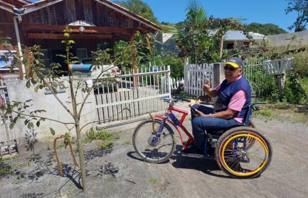 De Itapoa, o unico recenseador cadeirante em Santa Catarina 4 (Tribuna de Itapoa)